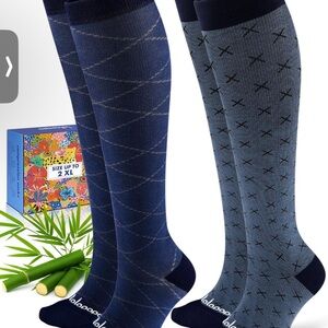Lalapapa Blue Bamboo Compression Socks by